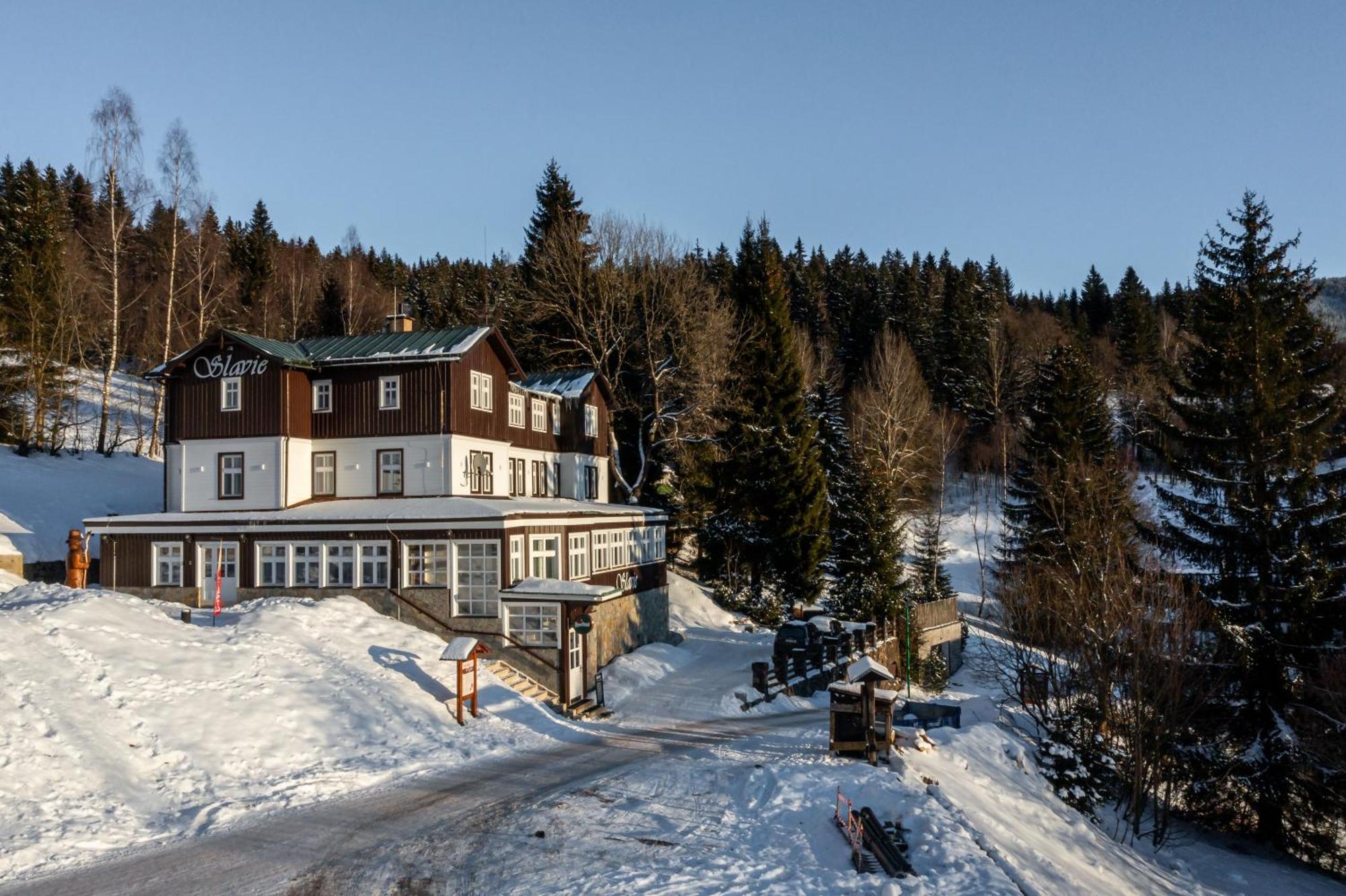 Hotel Slavie Spindleruv Mlyn Exterior photo