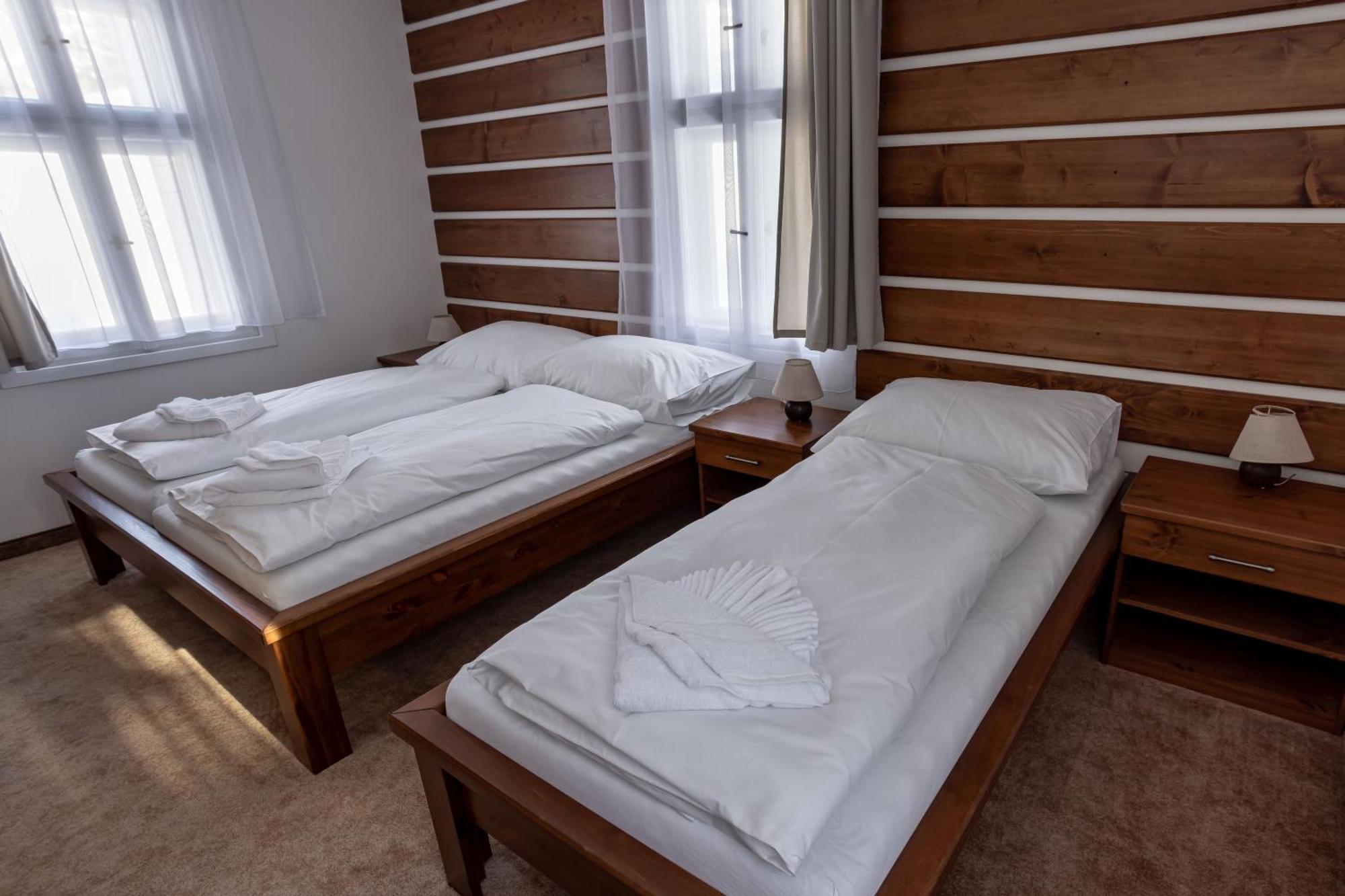 Hotel Slavie Spindleruv Mlyn Exterior photo