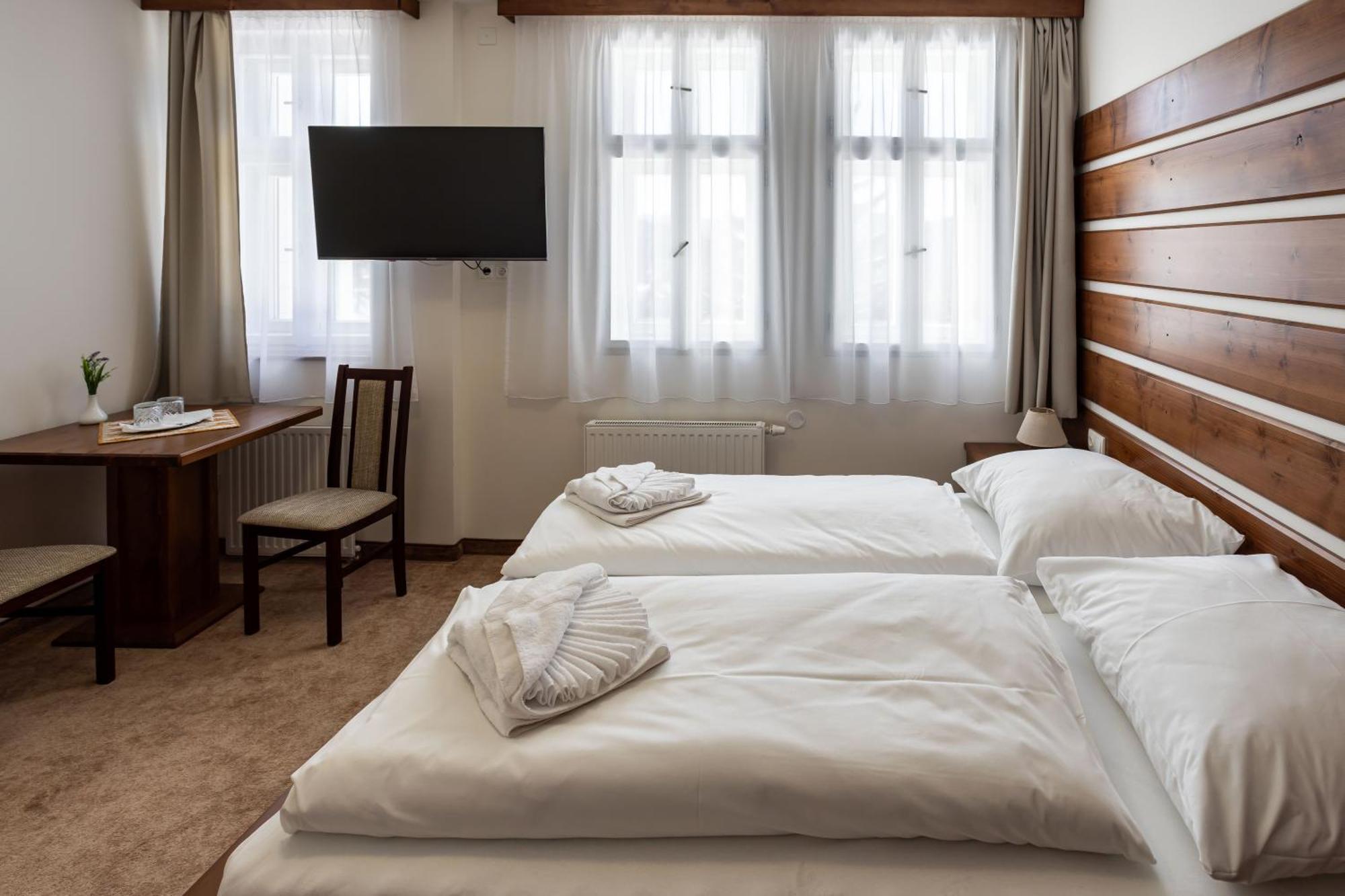 Hotel Slavie Spindleruv Mlyn Exterior photo